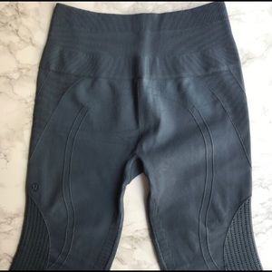 Astro Blue Lulu Lemon Flow & Go work out leggings